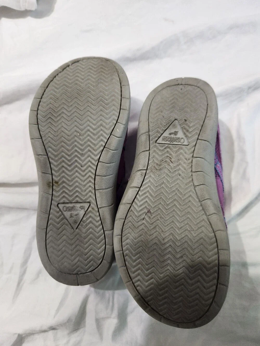 OshKosh Size 11 Athletic Sneakers